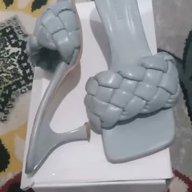 kowùş