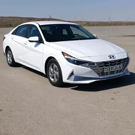Hyundai Elantra 2021