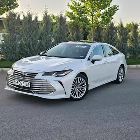 Toyota Avalon 2019
