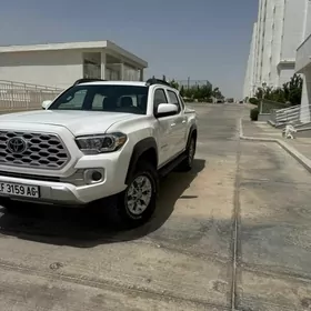 Toyota Tacoma 2021