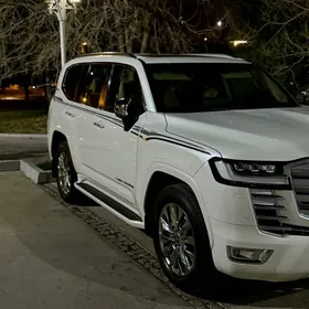 Toyota Land Cruiser 2021
