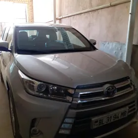 Toyota Highlander 2019