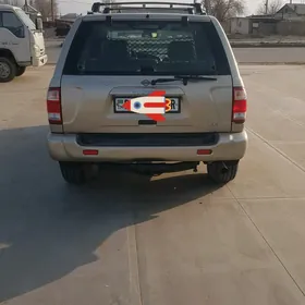Nissan Pathfinder 2002
