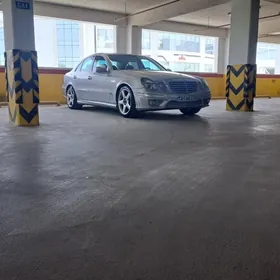 Mercedes-Benz E350 2005