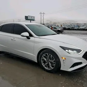 Hyundai Sonata 2021