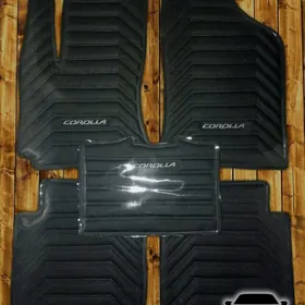 Kowrik Carolla