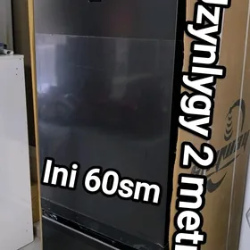 TÄZE ORIGINAL MODEL HOLODILNIK
