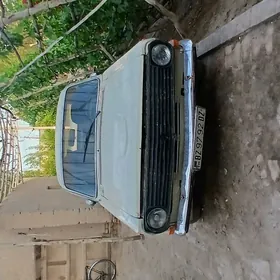 Gaz 24 1987