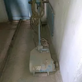 Parket Laminat naždak masinka