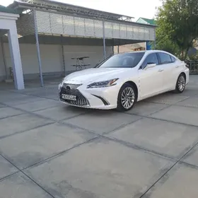 Lexus ES 350 2021