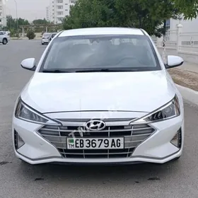 Hyundai Elantra 2020