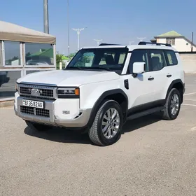 Toyota Land Cruiser Prado 2024