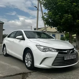 Toyota Camry 2015