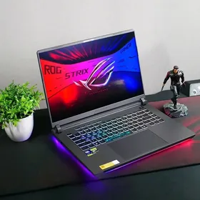 Rog Strix G16/RTX5080/32GB/2TB