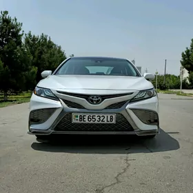 Toyota Camry 2022