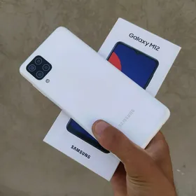 Galaxy m12