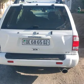 Nissan Pathfinder 2002