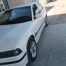 BMW E34 1992