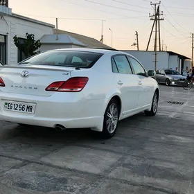 Toyota Avalon 2005