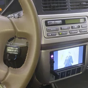 Toyota Sienna 2002