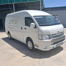 Toyota Hiace 2020