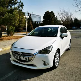 Toyota Yaris iA 2016