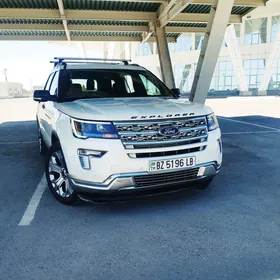 Ford Explorer 2019