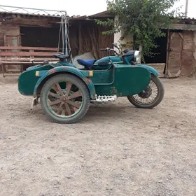 Ural 4320 1982