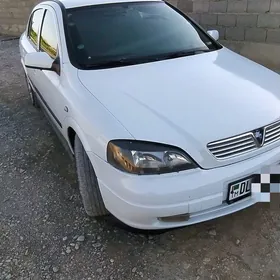 Opel Astra 2003