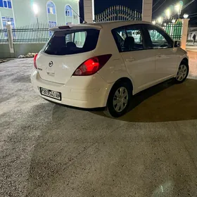Nissan Versa 2009