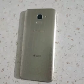 Telefon j6