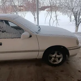 Opel Vectra 1989