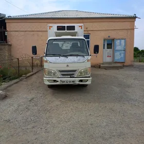 Foton Gratour T3 2010