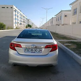 Toyota Camry 2013