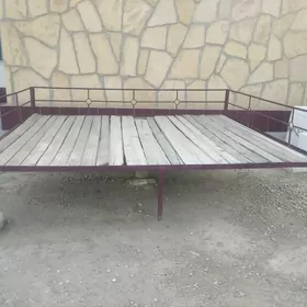 Krowat
