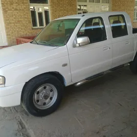 Toyota Hilux 2002