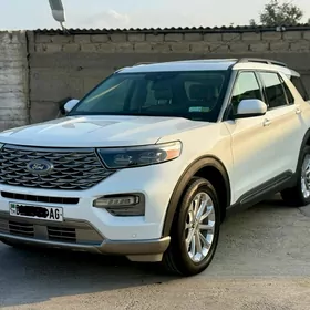 Ford Explorer 2022