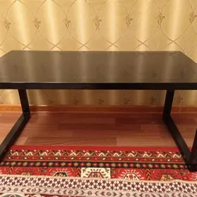 žurnalny stol