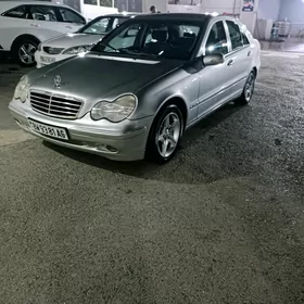 Mercedes-Benz C250 2001