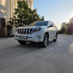 Toyota Land Cruiser Prado 2015