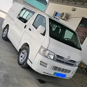 Toyota Hiace 2009
