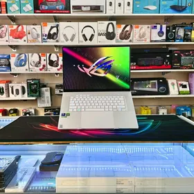 Asus ROG /RTX 5090 /64GB RAM