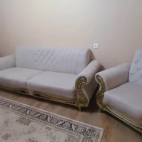 DIWAN TROYKA ДИВАН ТРОЙКА