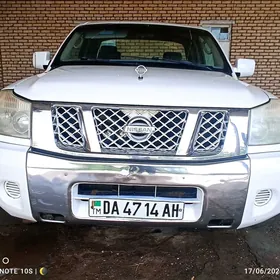 Nissan Armada 2005