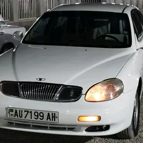 Daewoo Leganza 1998