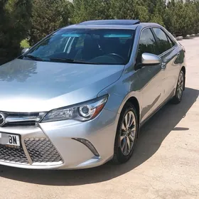 Toyota Camry 2017