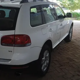 Volkswagen Touareg 2004