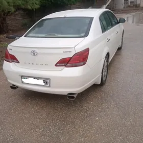 Toyota Avalon 2005