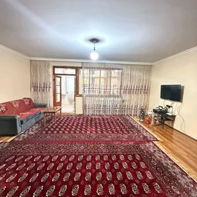 3 KOMNAT 1 PARK. 1 ETAJ