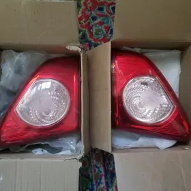 Corolla stopniklar